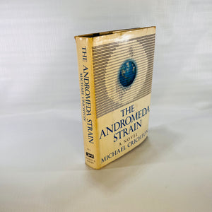 The Andromeda Strain a Novel by Micheal Crichton 1969 Alfred A. Knopf