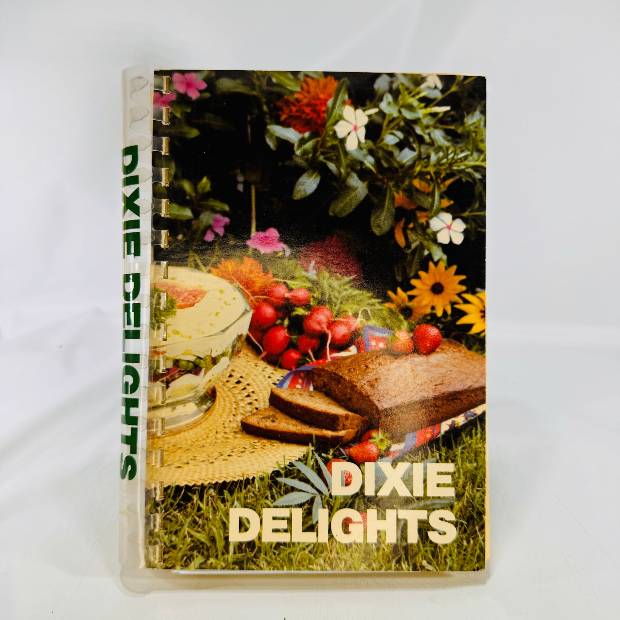 Dixie Delights published by St. Francis Hospital Auxiliary Memphis Tenn. 1983 Wimmer Cookbooks Spiral Cookbook