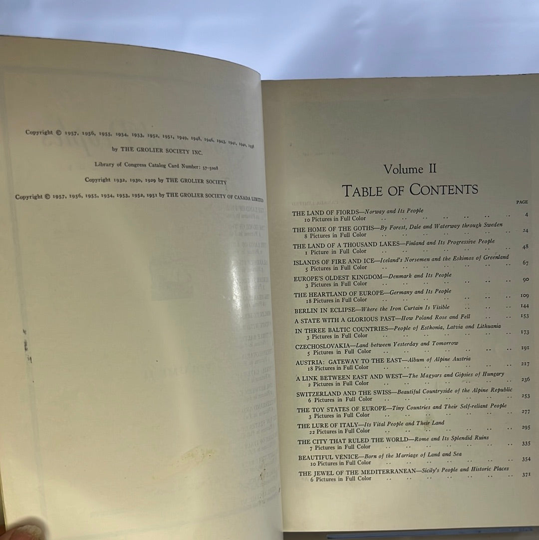 Lands and Peoples the World in Color Set of Five Helen Hynson Merrick (Editor)The Grolier Society 1951