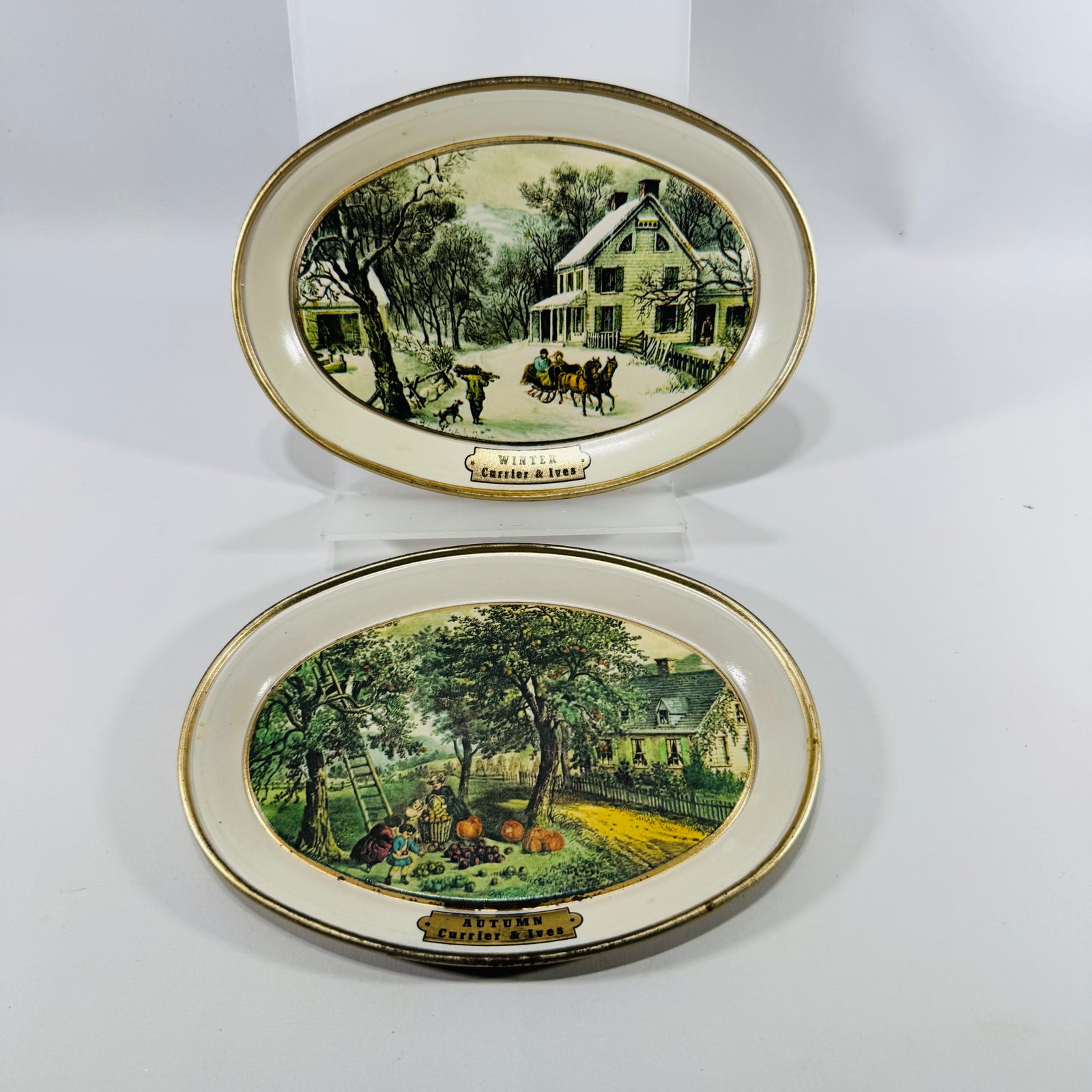 Fabcraft Currier & Ives American Homestead Winter Autumn Trays