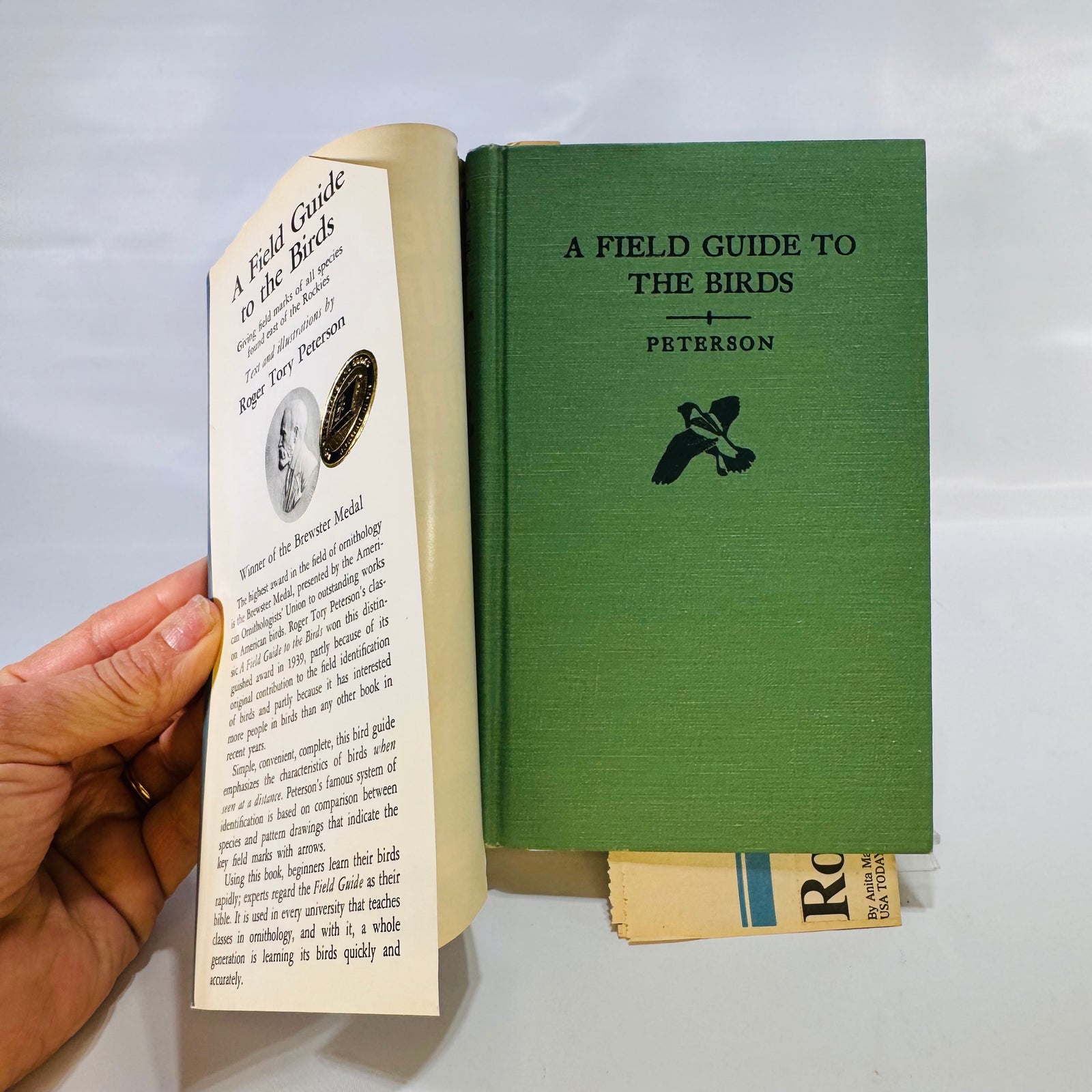 A Field Guide to the Birds Eastern Land and Water Birds by Roger Peterson 1947 Part of the Peterson Guide Series Houghton Miffin Company