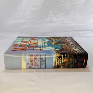 The Mammoth Hunters by Jean M. Auel (1985) First Edition, Crown, Hardcover