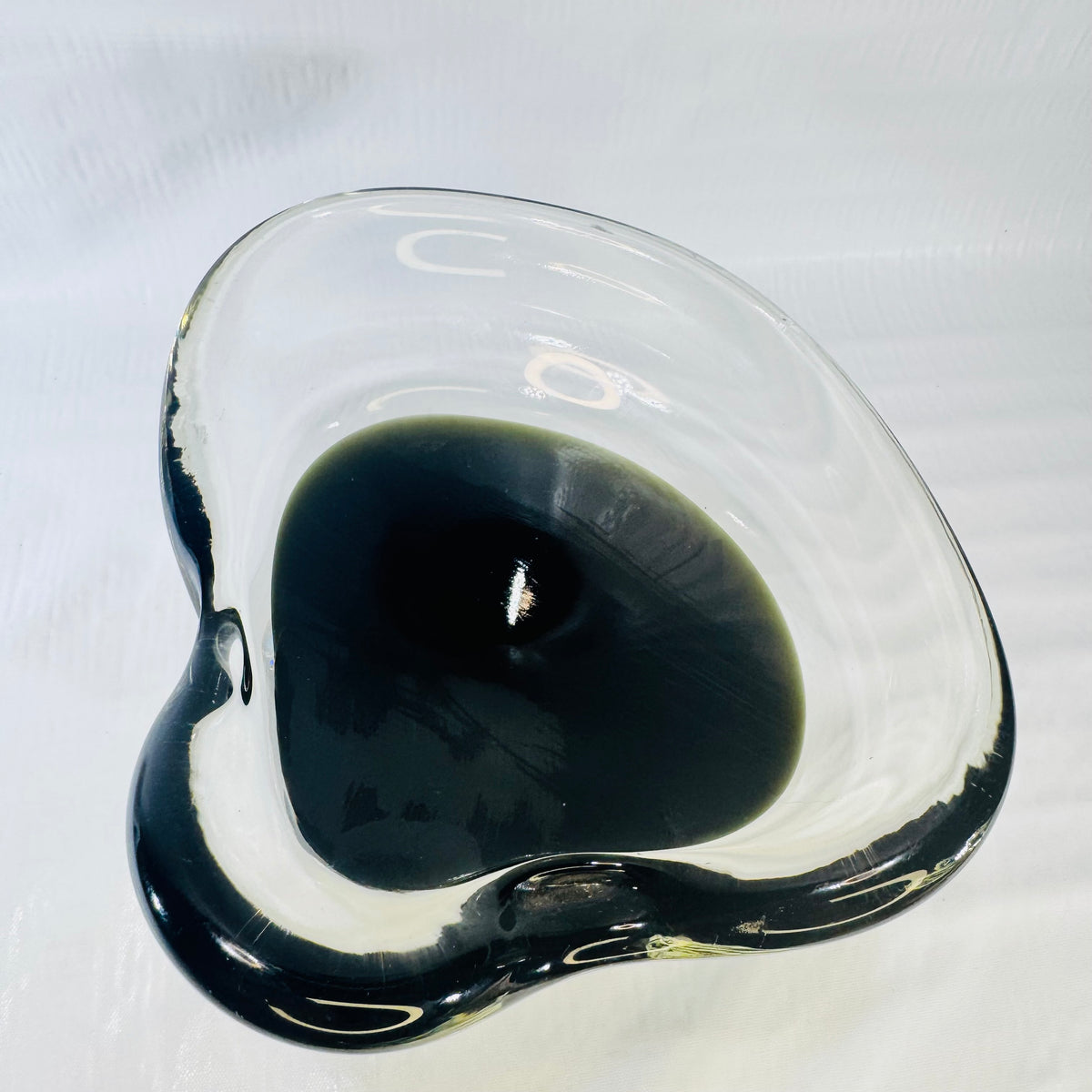 Erickson 84 Cased Art Glass Tri Corner Bowl Mid Century Dark Green