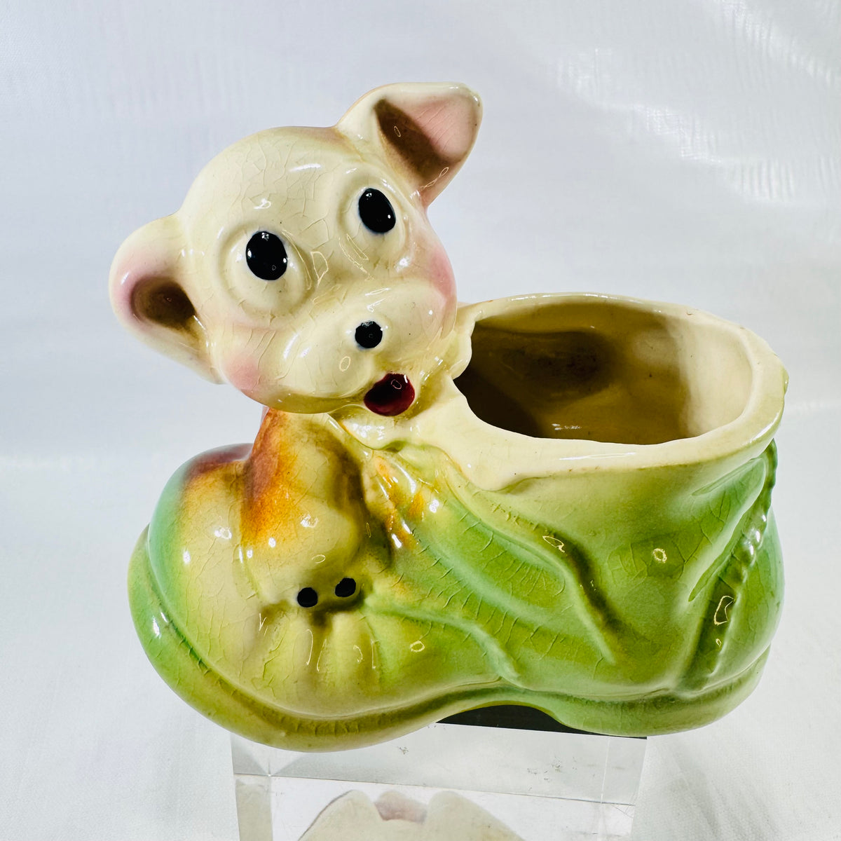 Figural puppy in boot planter