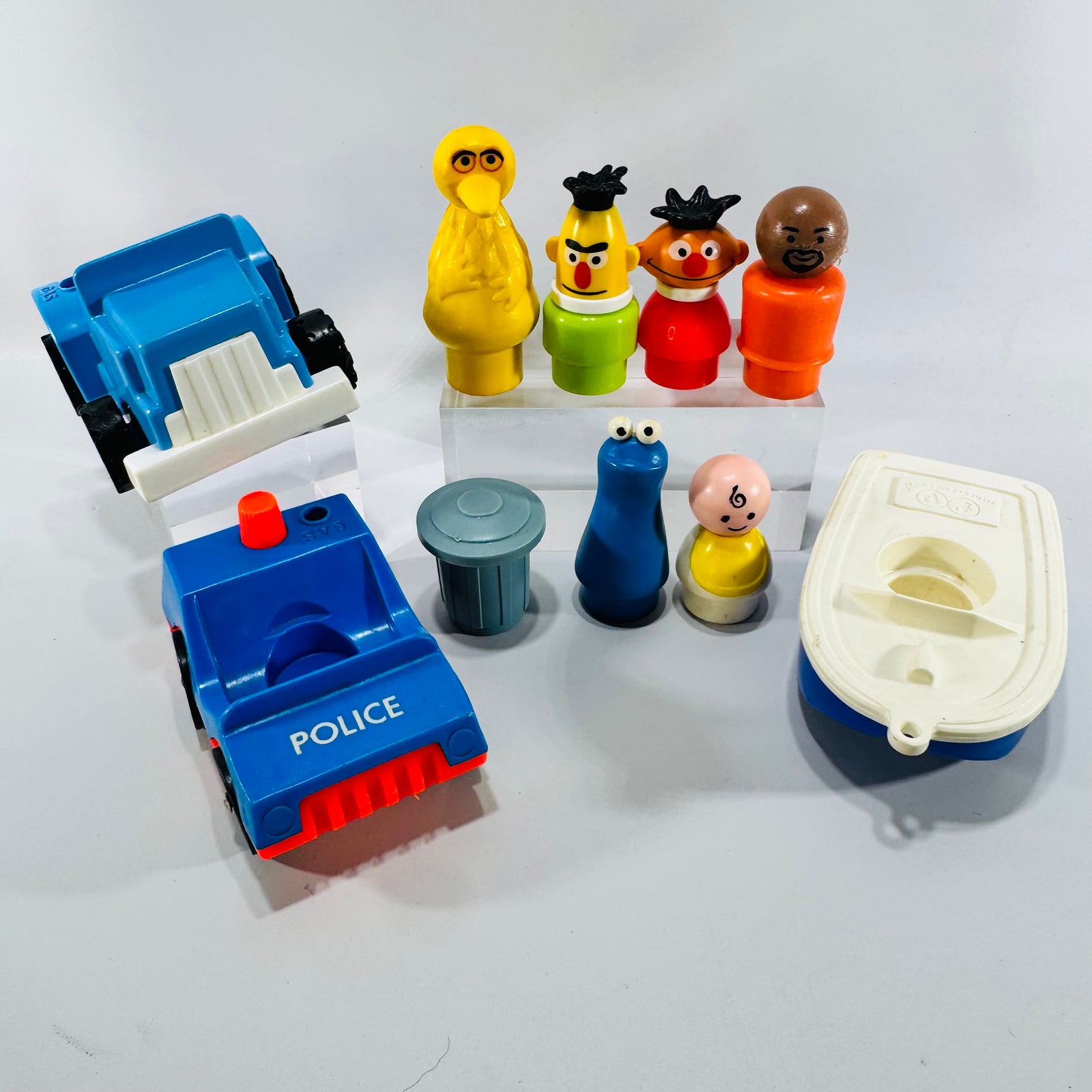 Fisher Price Little People Sesame Street Mixed Lot with Bert Ernie Big Bird Cookie Monster 1970s