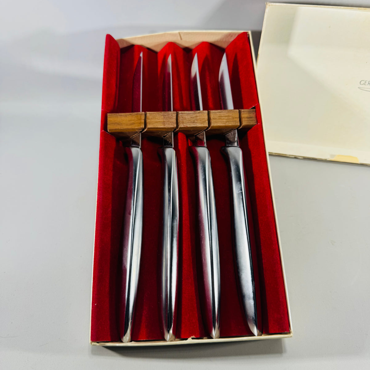 Vintage Gerber Miming Steak Knife Set of 4 Mid Century Cutlery with Original Box and Wood Insert
