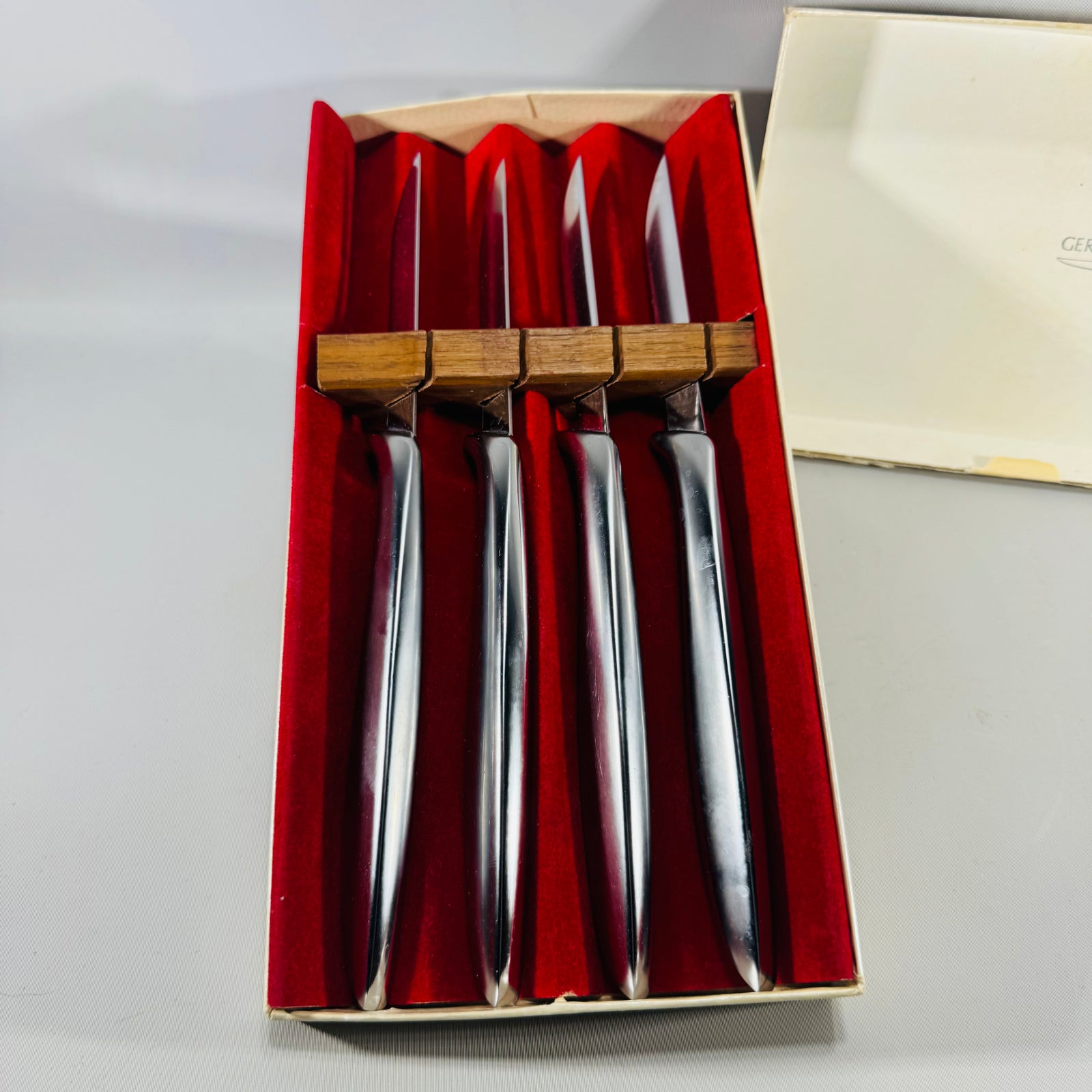 Vintage Gerber Miming Steak Knife Set of 4 Mid Century Cutlery with Original Box and Wood Insert