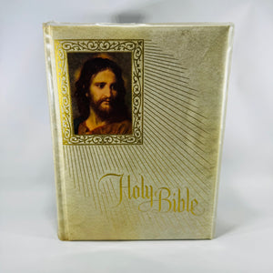Holy Bible (New American Bible NAB) – Catholic Family Edition | Vintage