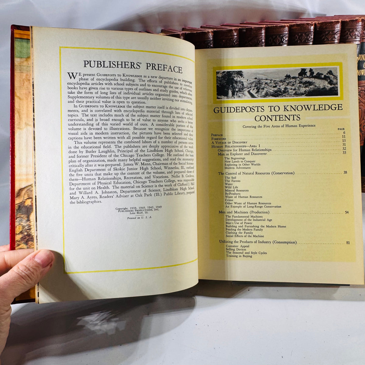 The Wonderland of Knowledge Pictorial Encyclopedia Set 1956 14 Volumes Wonderland of Knowledge Corp.