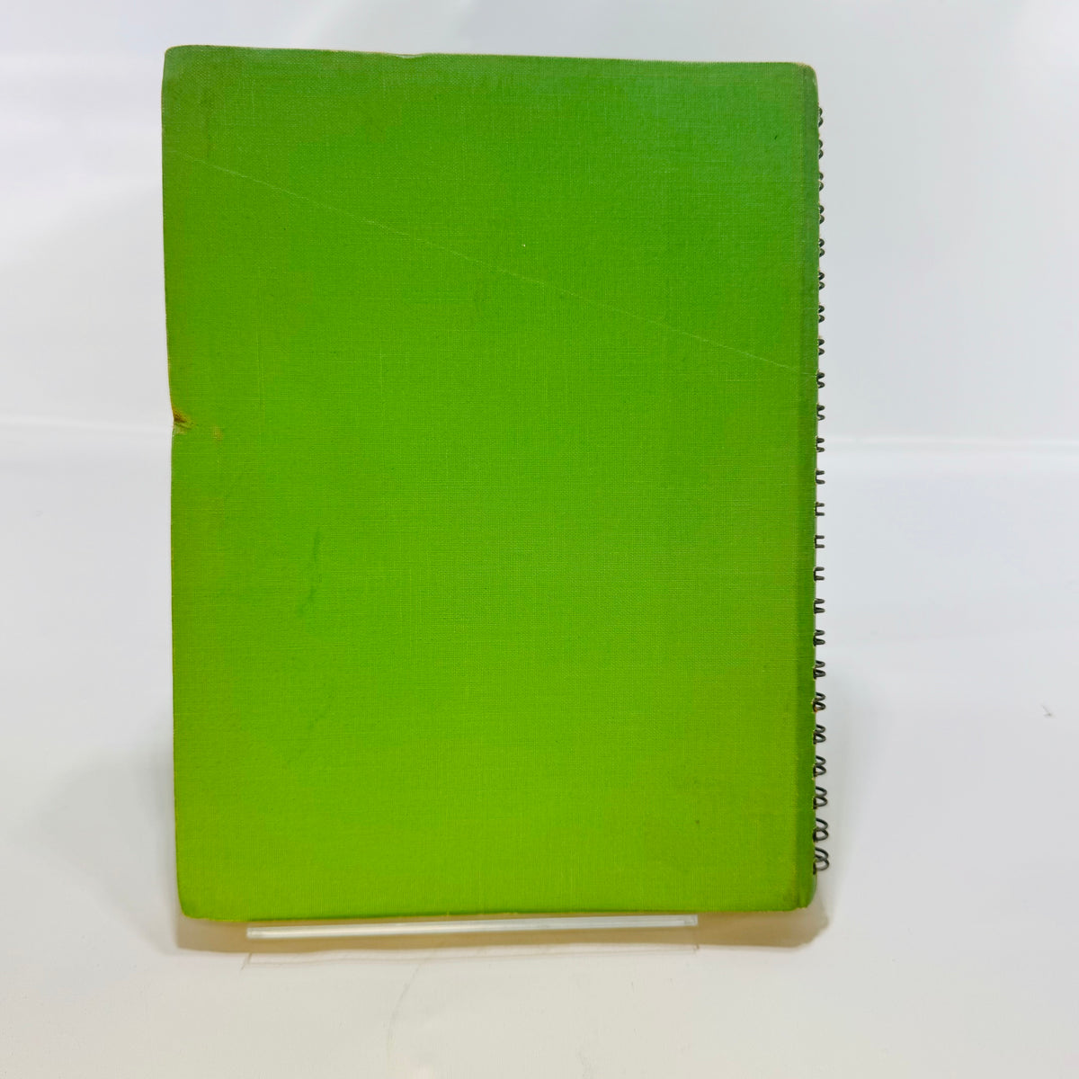Watkins Household Hints by Elaine Allen 1941 J.R. Watkins Co. Green Cover