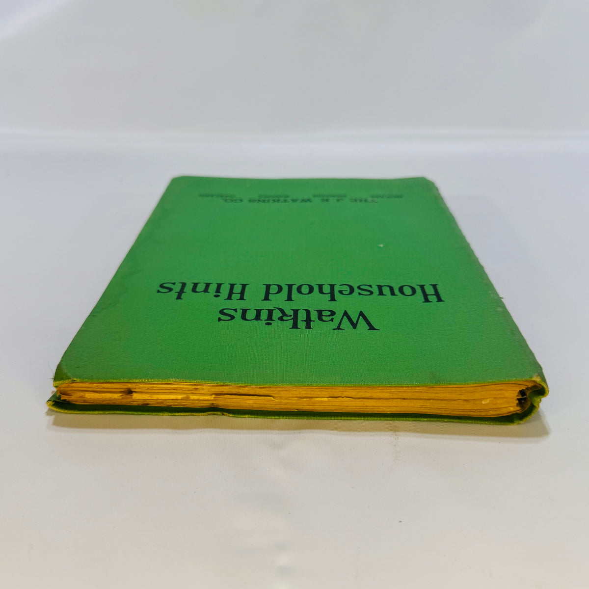 Watkins Household Hints by Elaine Allen 1941 J.R. Watkins Co. Green Cover