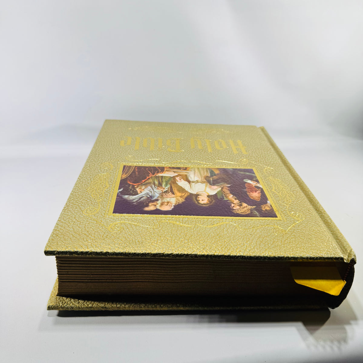 Vintage Heirloom Family Bible 1971 King James Red Letter Illustrated Gold Hardcover
