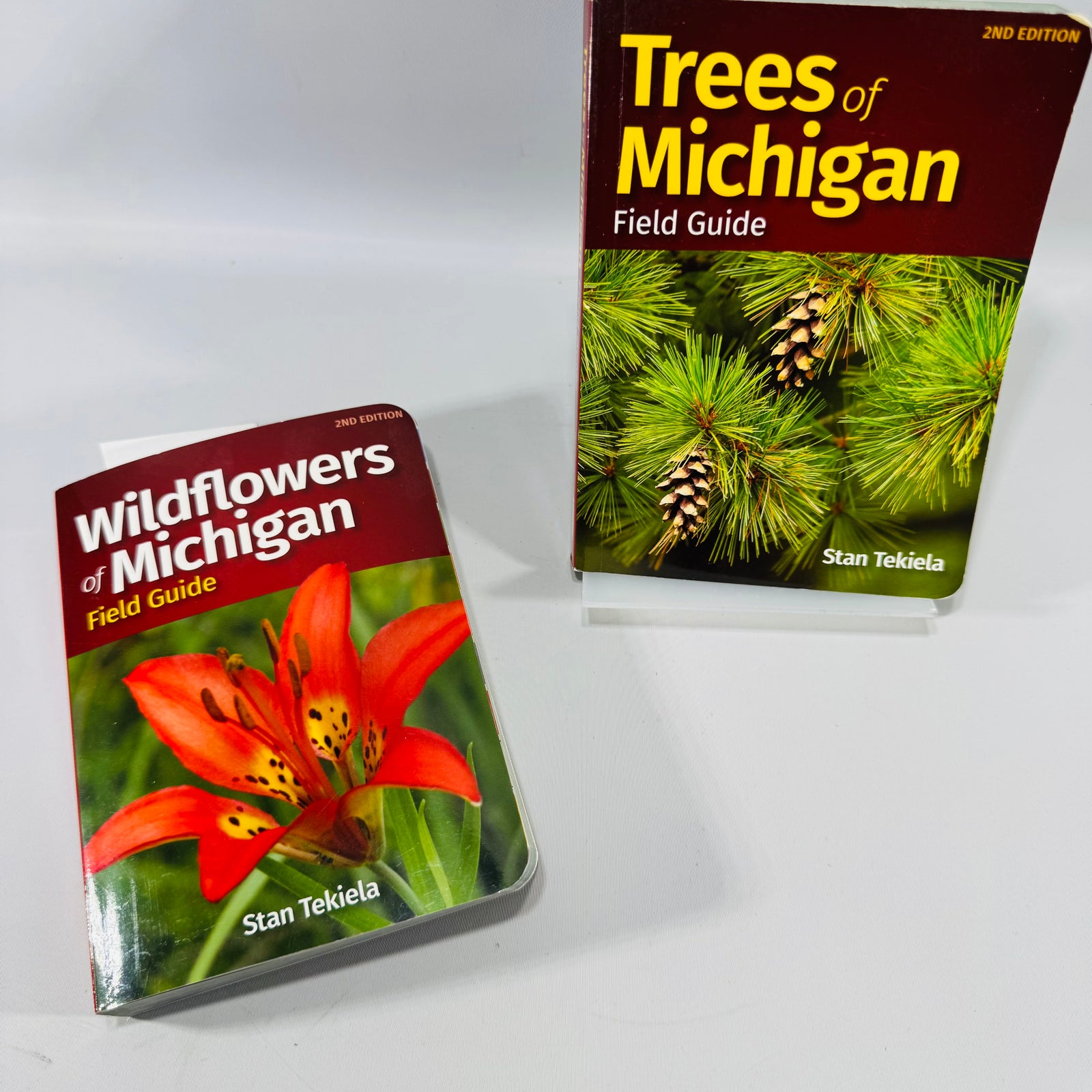 Trees of Michigan & Wildflowers of Michigan Field Guide Bundle by Stan Tekiela