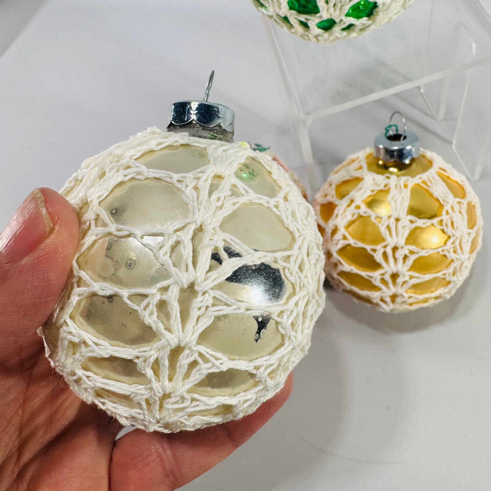 Vintage Crochet Ornaments Set – Handmade Christmas Decor, 1970s–1980s