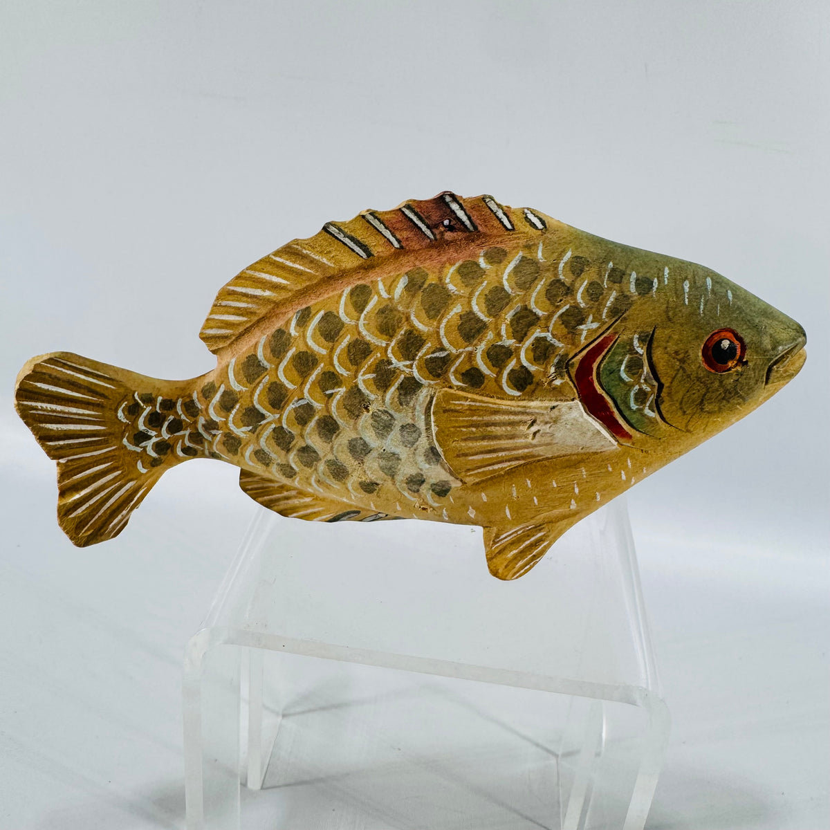 Vintage Hand-Carved Wooden Fish Sculpture – Folk Art, 1980s