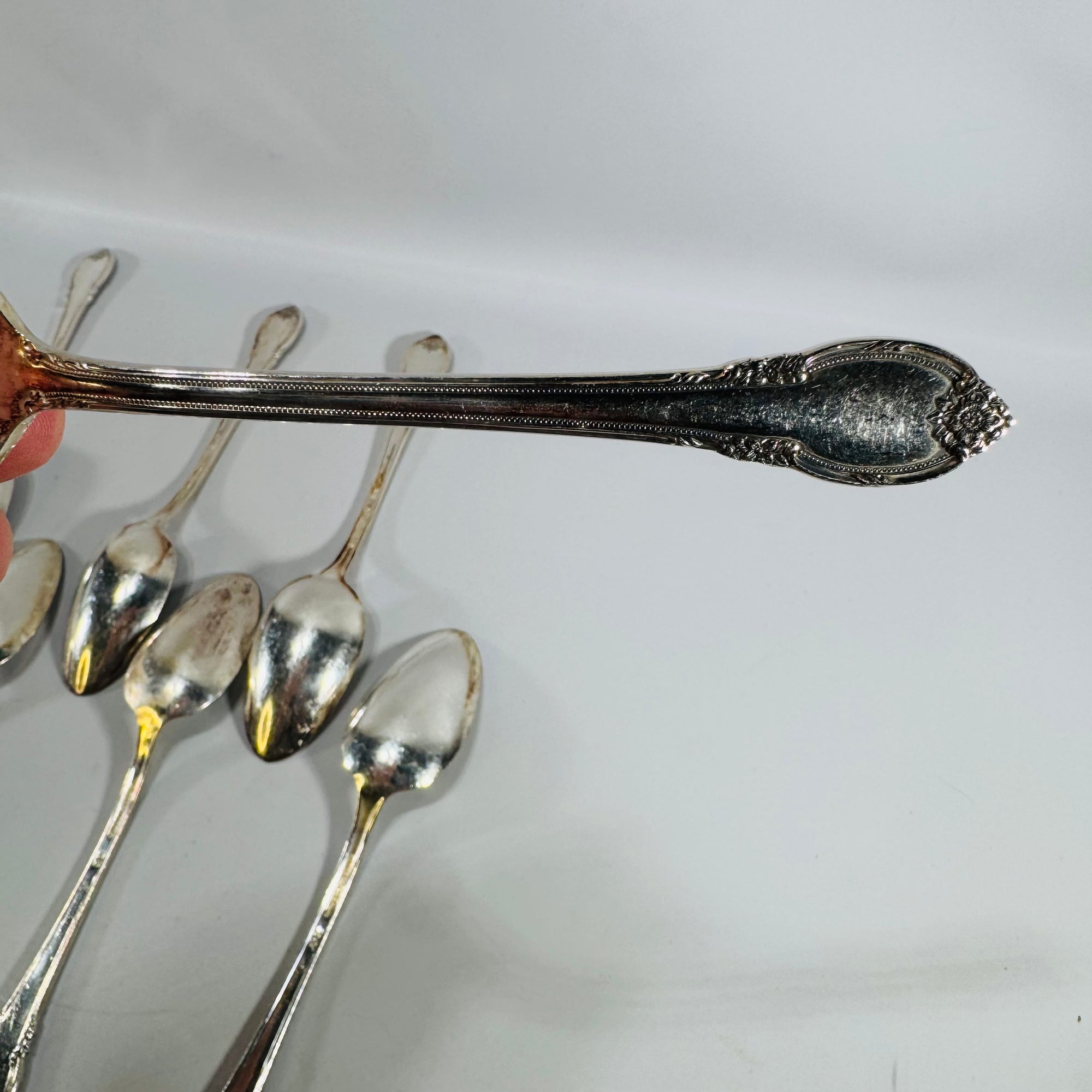 Vintage 1847 Rogers Bros Remembrance Teaspoon Set (7