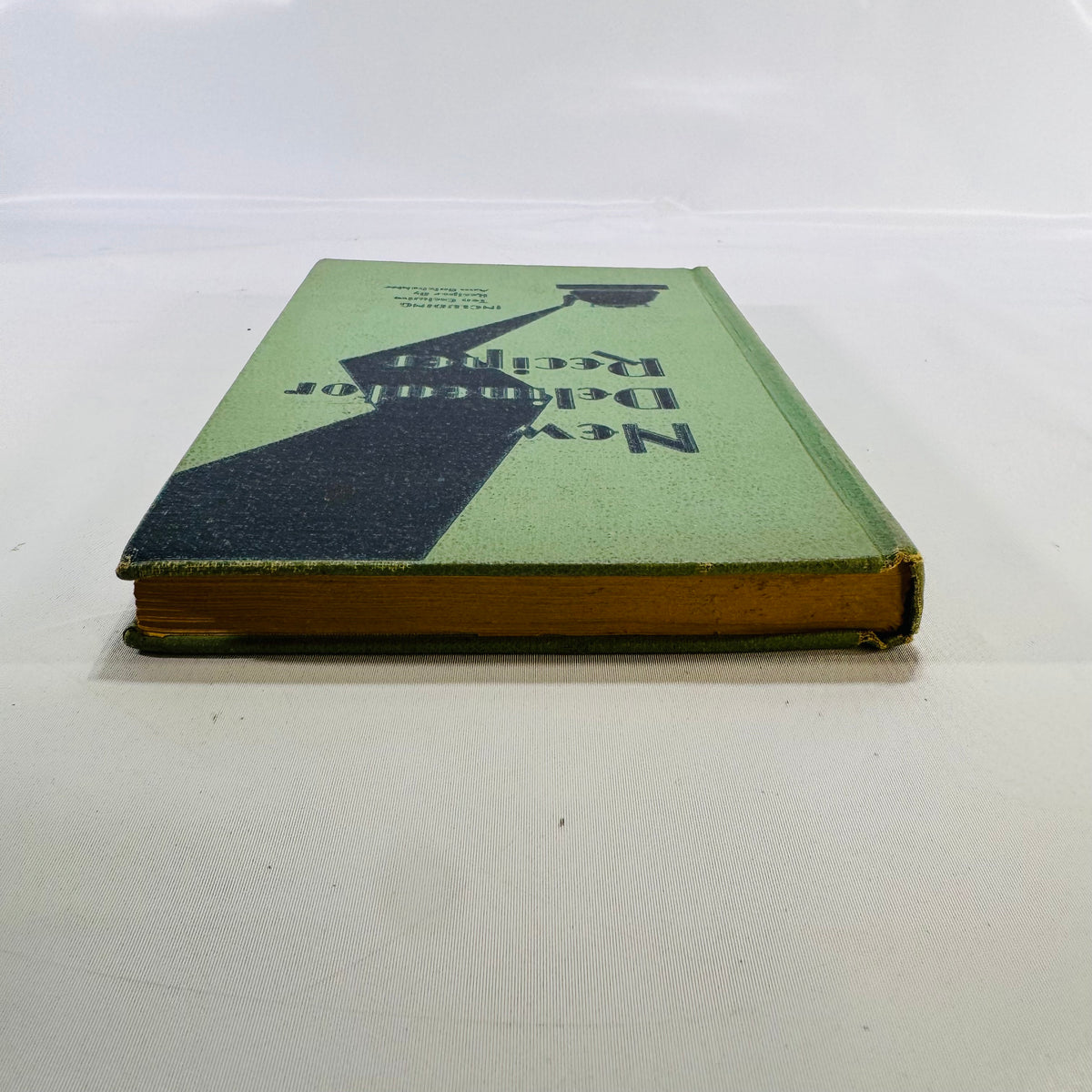 New Delineator Recipes by Ann Batchelder (1939) – Vintage Hardcover Cookbook
