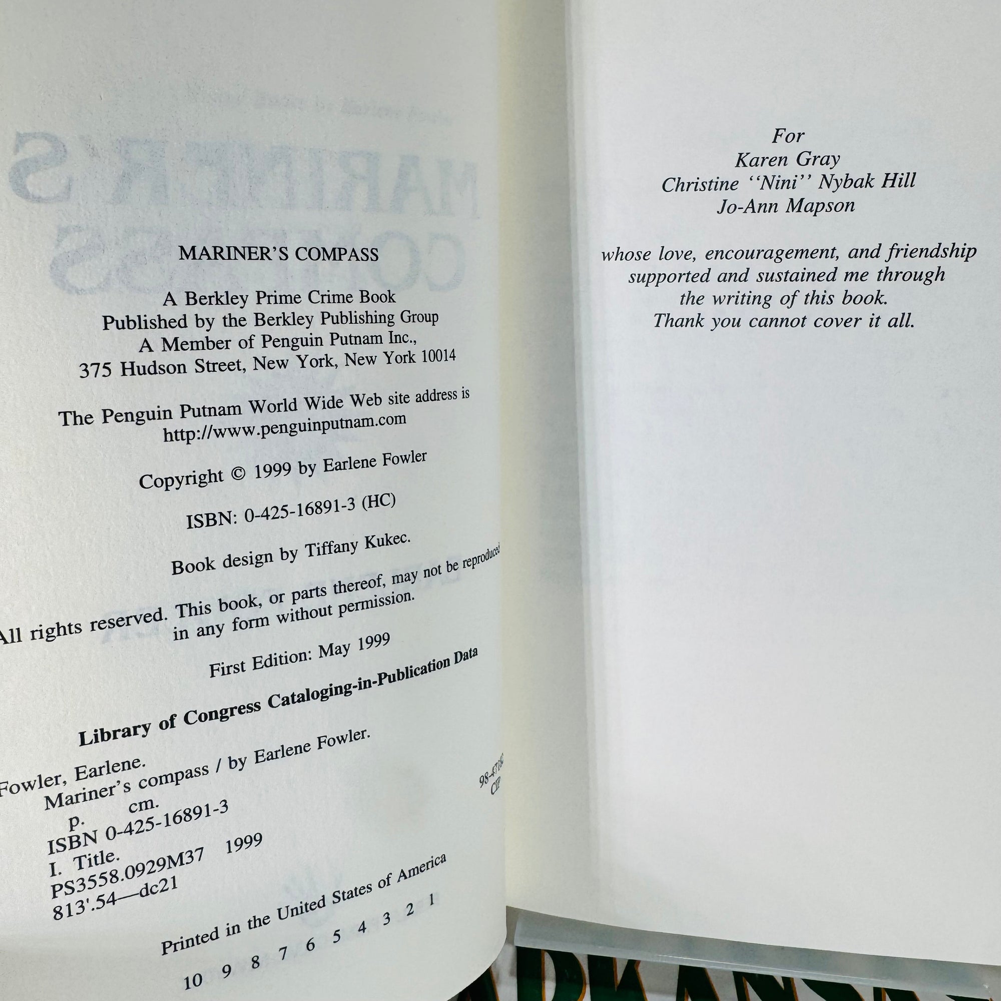 Benni Harper Cozy Mystery Set — 4 First Editions by Earlene Fowler (1998–2001) | Quilt-Themed Crime, Book Bundle