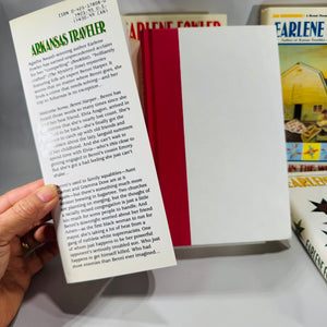 Benni Harper Cozy Mystery Set — 4 First Editions by Earlene Fowler (1998–2001) | Quilt-Themed Crime, Book Bundle