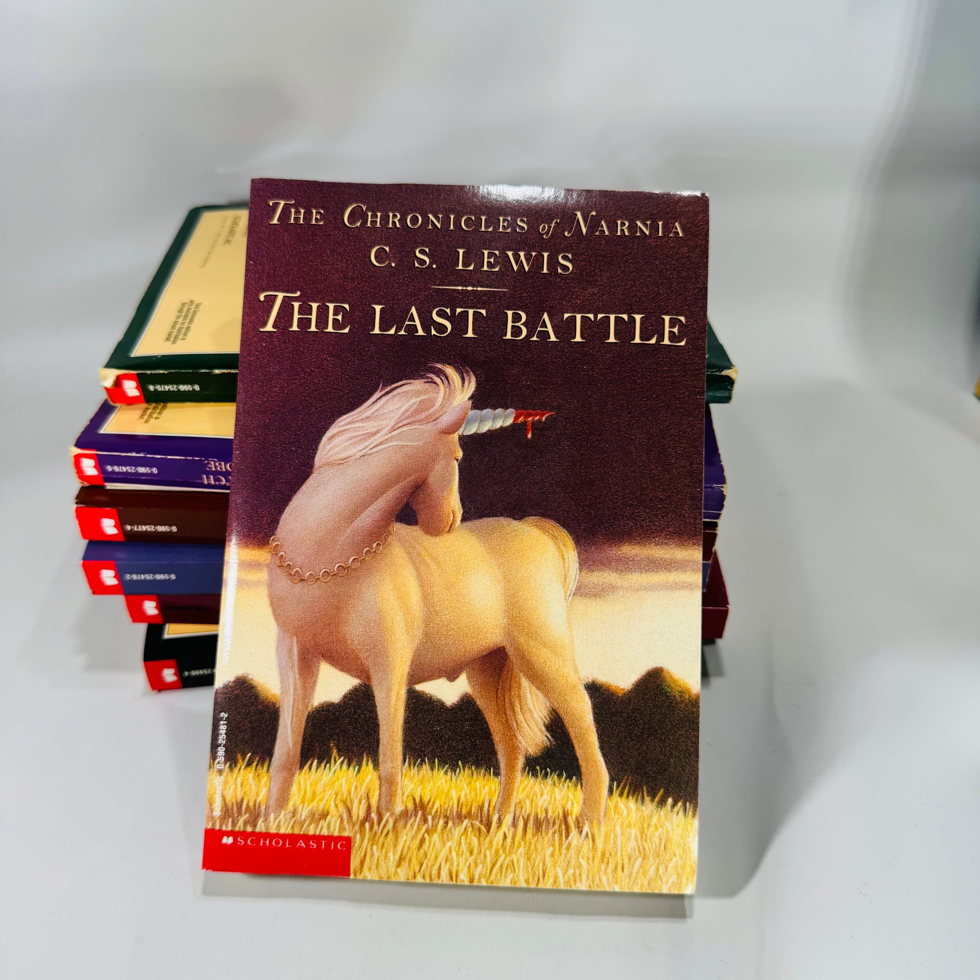 The Chronicles of Narnia 7-Book Box Set (1986–1995) — C. S. Lewis | Pauline Baynes Illustrations, Fantasy Classic