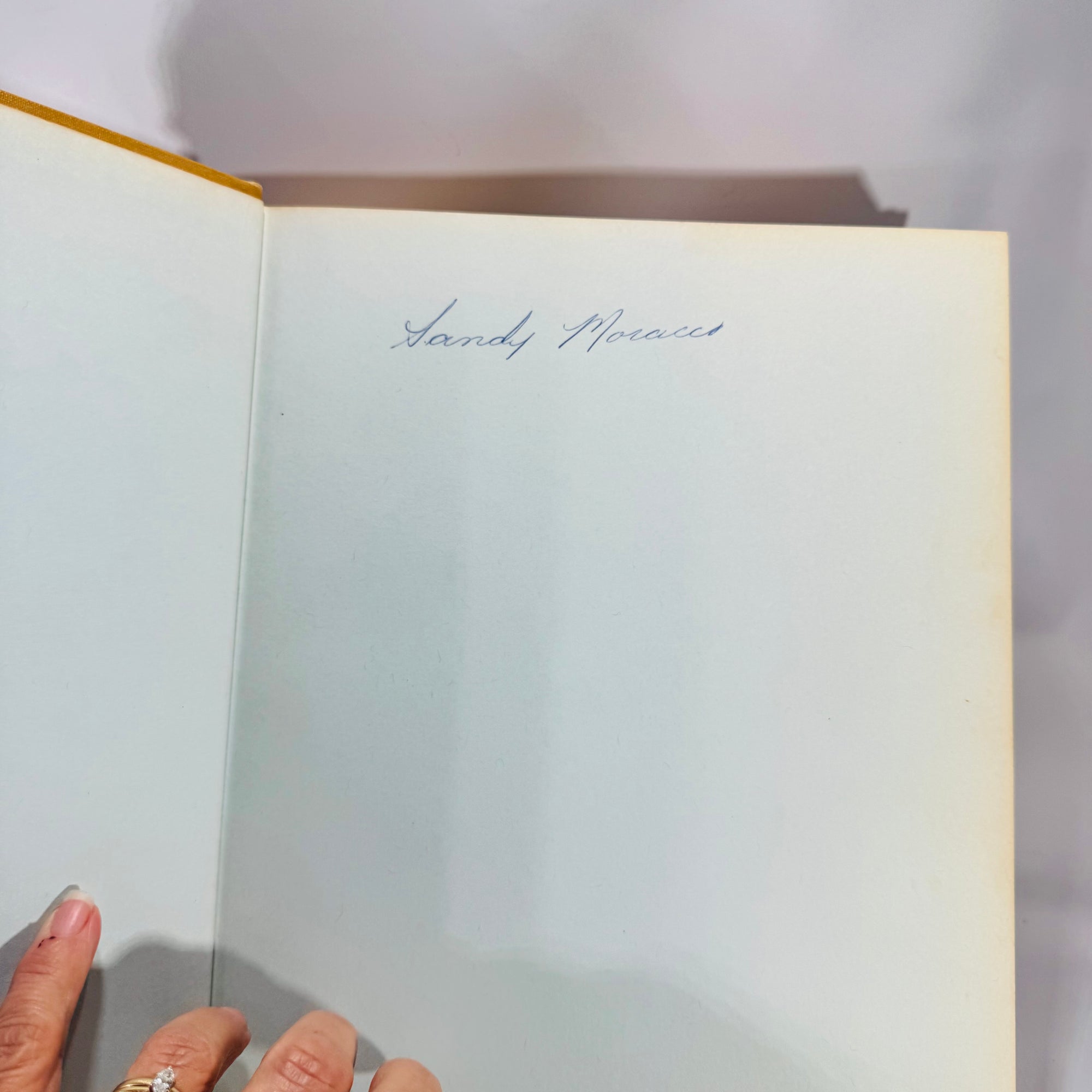 Vintage Sewing Reference — Singer Sewing Book (1969, First Edition / Ninth Printing) — Gladys Cunningham | Illustrated Techniques, Sewing Instruction, Craft