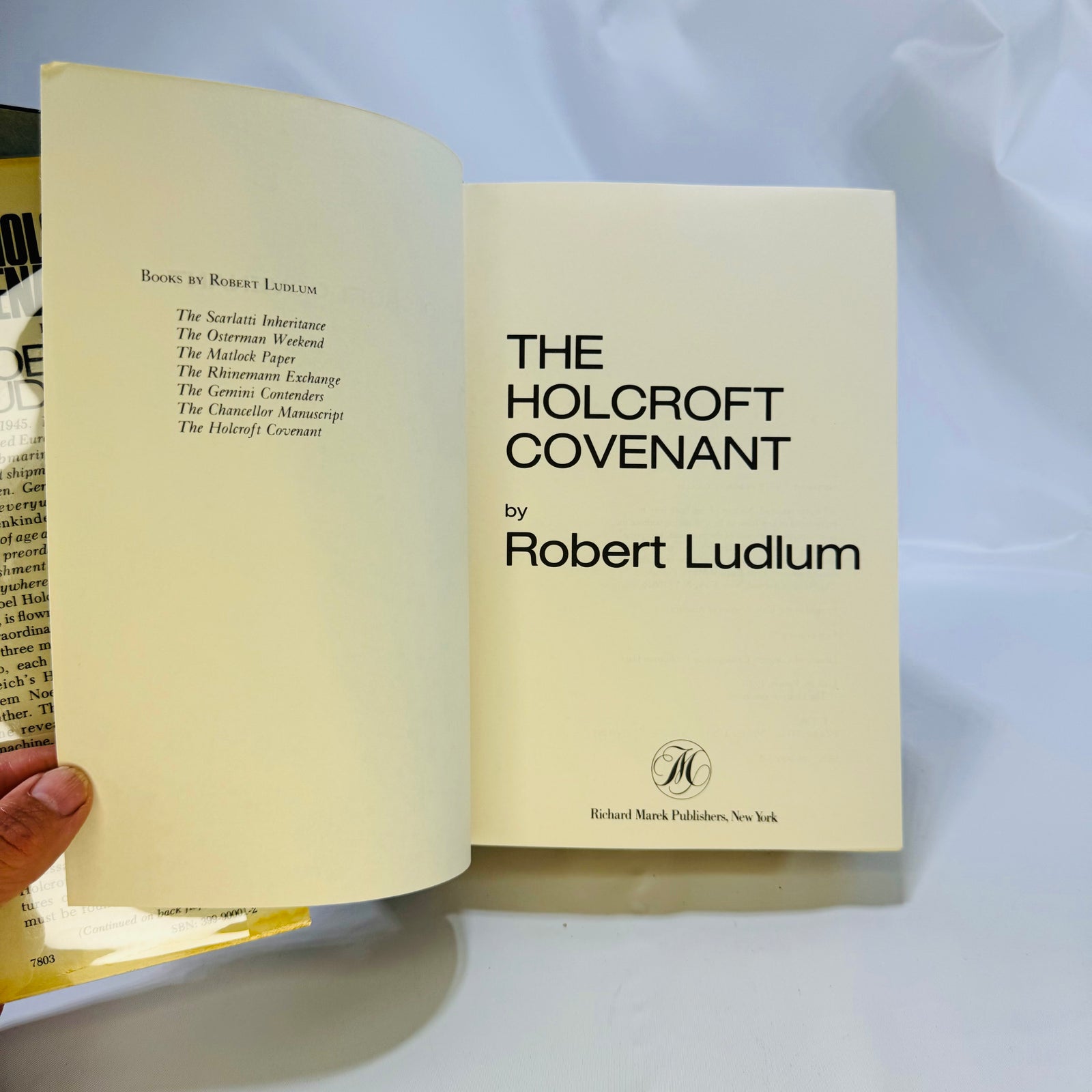 The Holcroft Convenant by Robert Ludlund 1980 Putnam Pub Group