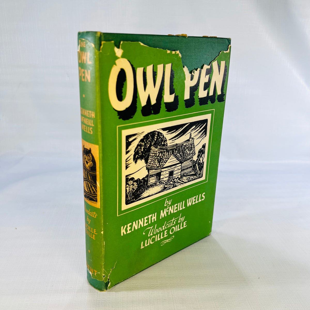 The Owl Pen by Kenneth McNeil Wells woodcuts by Lucille Oille 1947 J.M. Dent &amp; Sons