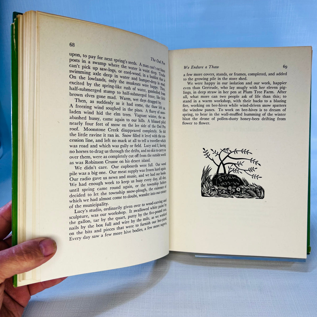 The Owl Pen by Kenneth McNeil Wells woodcuts by Lucille Oille 1947 J.M. Dent & Sons