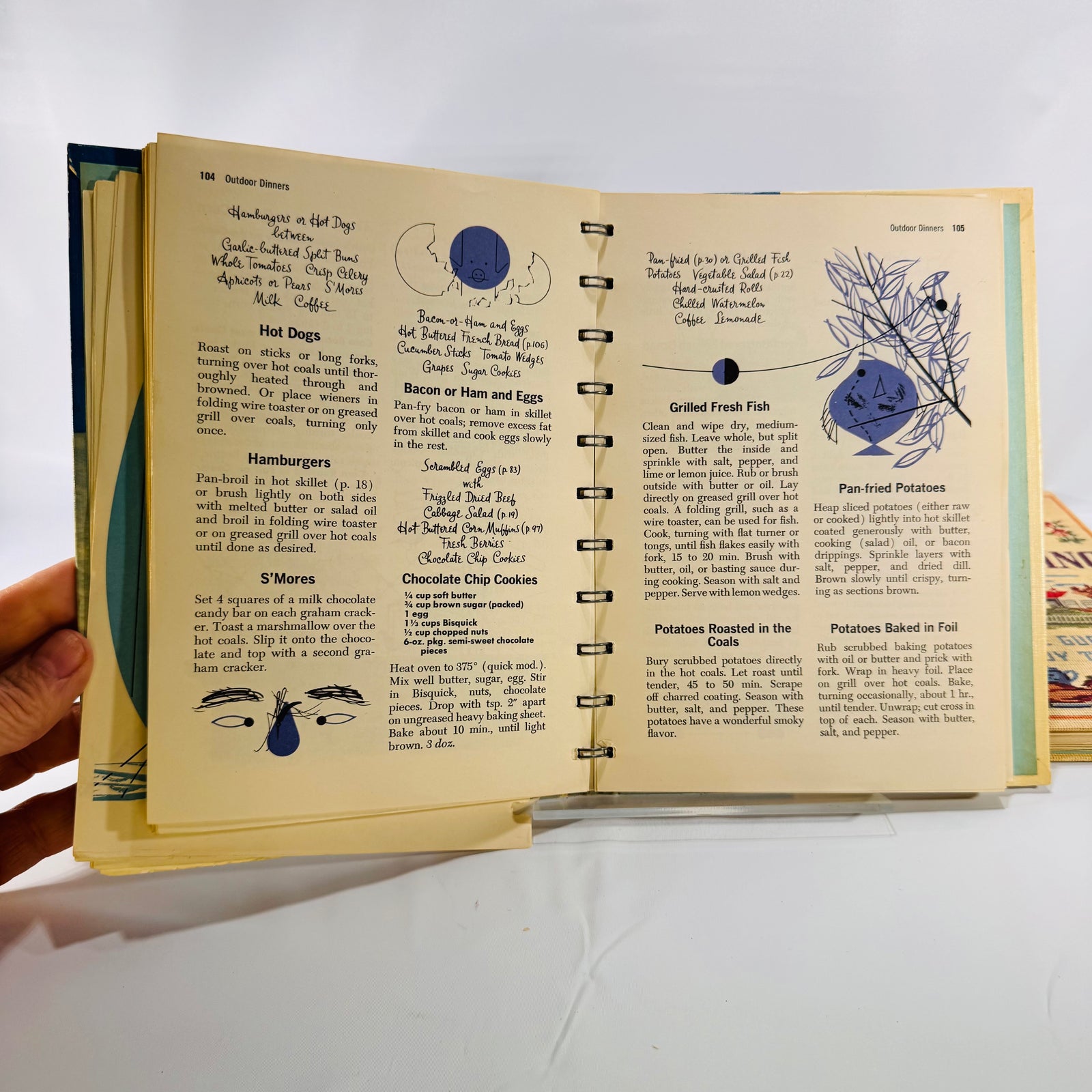 Two Betty Crocker Vintage Cookbooks (Dinner for Two & Easy Entertaining) 1958–1959, Hardcover, Spiral Bound