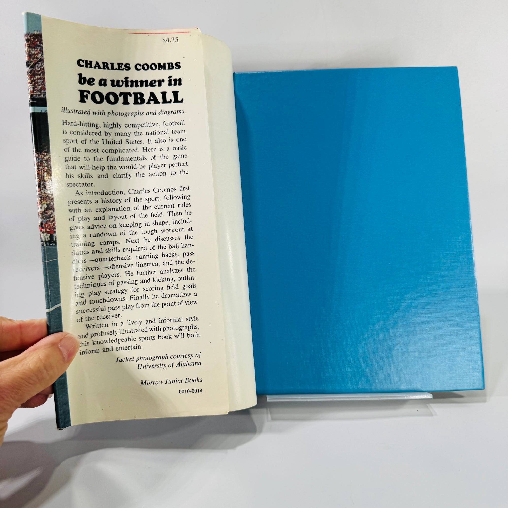 Vintage Sports Instruction • Be a Winner in Football (1974) — Charles Coombs | Illustrated Training Guide, Football Coaching, Juvenile Sports Reference