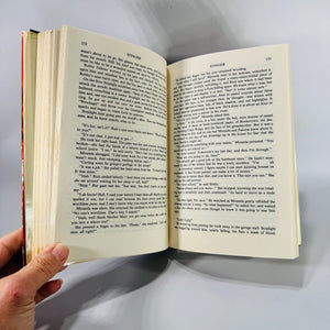 Vintage Horror & Sci-Fi Thriller — Stinger (1987 Book Club Edition) — Robert R. McCammon | Alien Invasion Novel, 1980s Horror Fiction