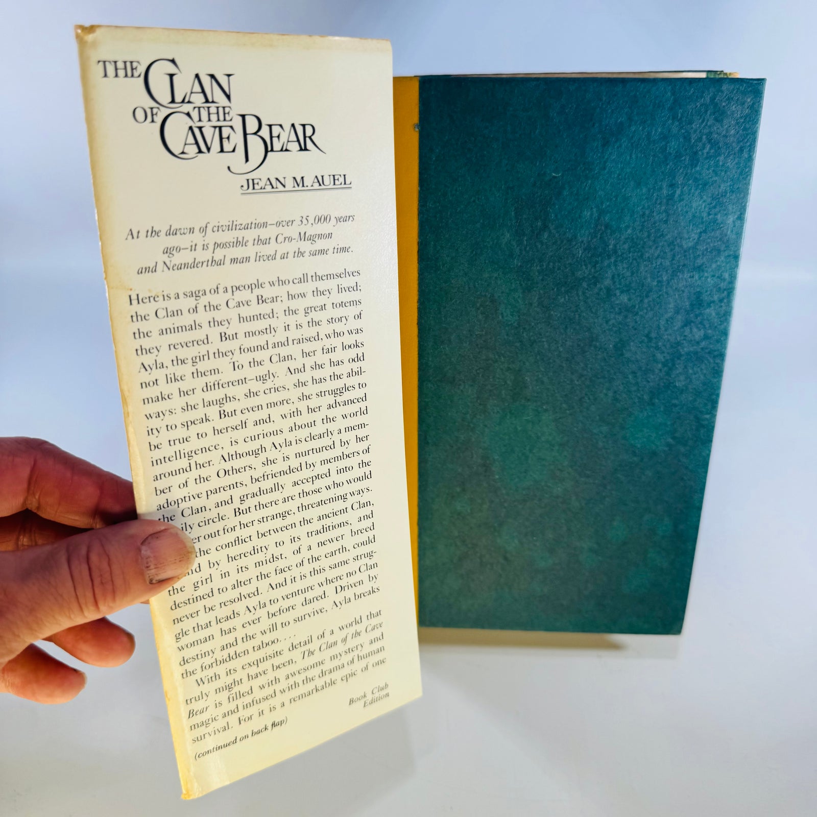 The Clan of the Cave Bear: Jean M. Auel 1980 First Edition Hardcover