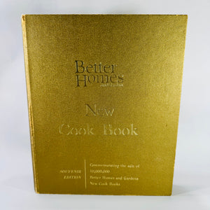 Vintage Cookbook – Better Homes & Gardens New Cook Book (Gold Souvenir Edition, 1960s) — Meredith Press | Mid-Century Recipes, 5-Ring Binder