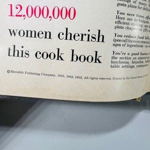 Vintage Cookbook – Better Homes & Gardens New Cook Book (Gold Souvenir Edition, 1960s) — Meredith Press | Mid-Century Recipes, 5-Ring Binder