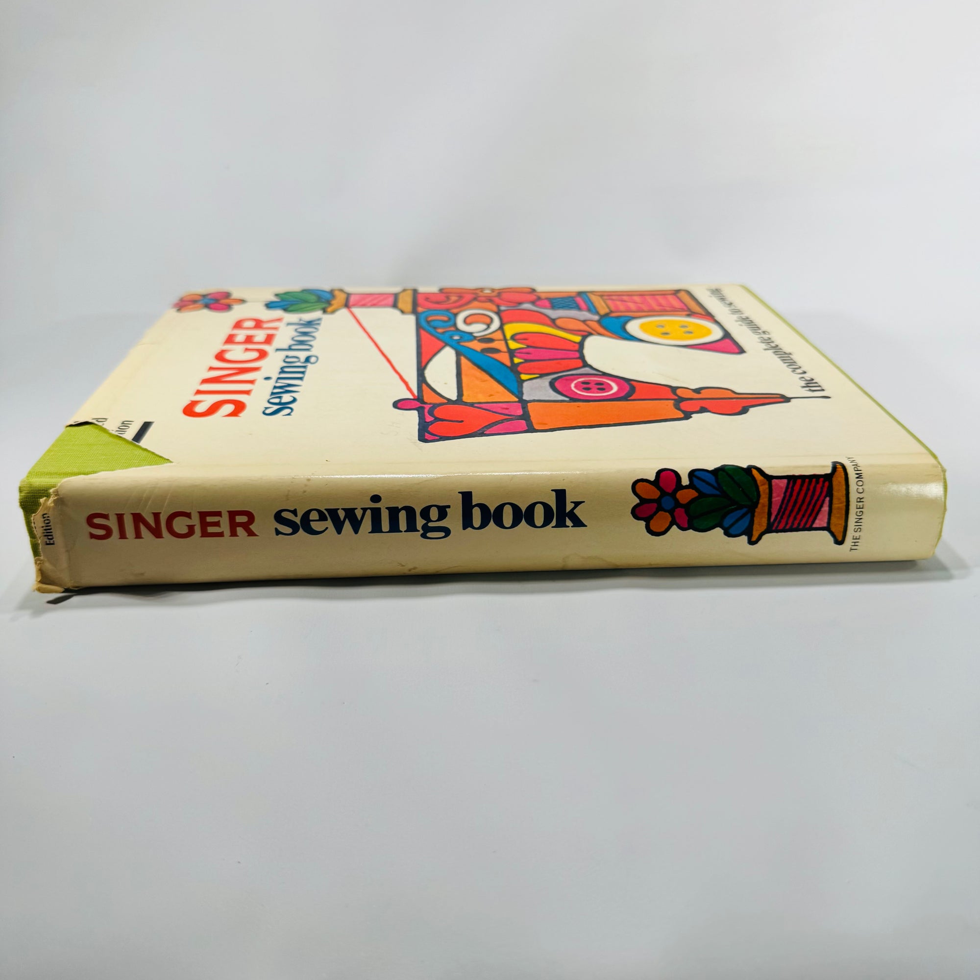 Vintage Sewing Instruction • Singer Sewing Book (1972, Revised Edition) — Jessie Hutton & Gladys Cunningham | Illustrated Techniques, Sewing Reference