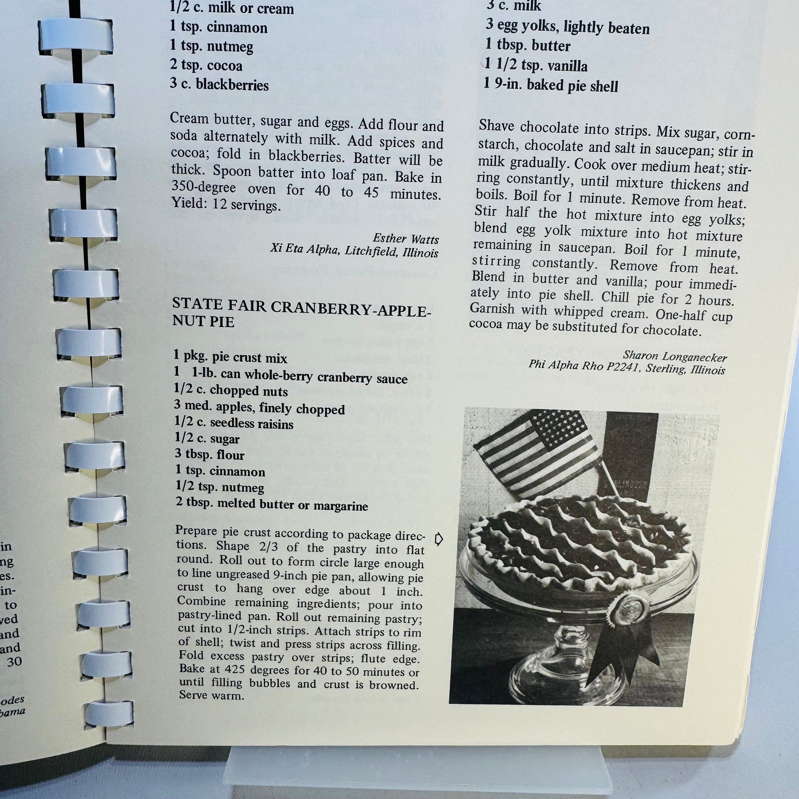 The Beta Sigma Phi International Holiday Cookbook, Vintage Spiral Bound, 900 Recipes with Color Illustrations and Festive Menus