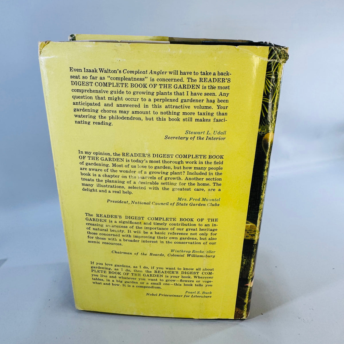 Reader's Digest Complete Book of The Garden, 1966, 886 Pages, Illustrated Gardening Reference