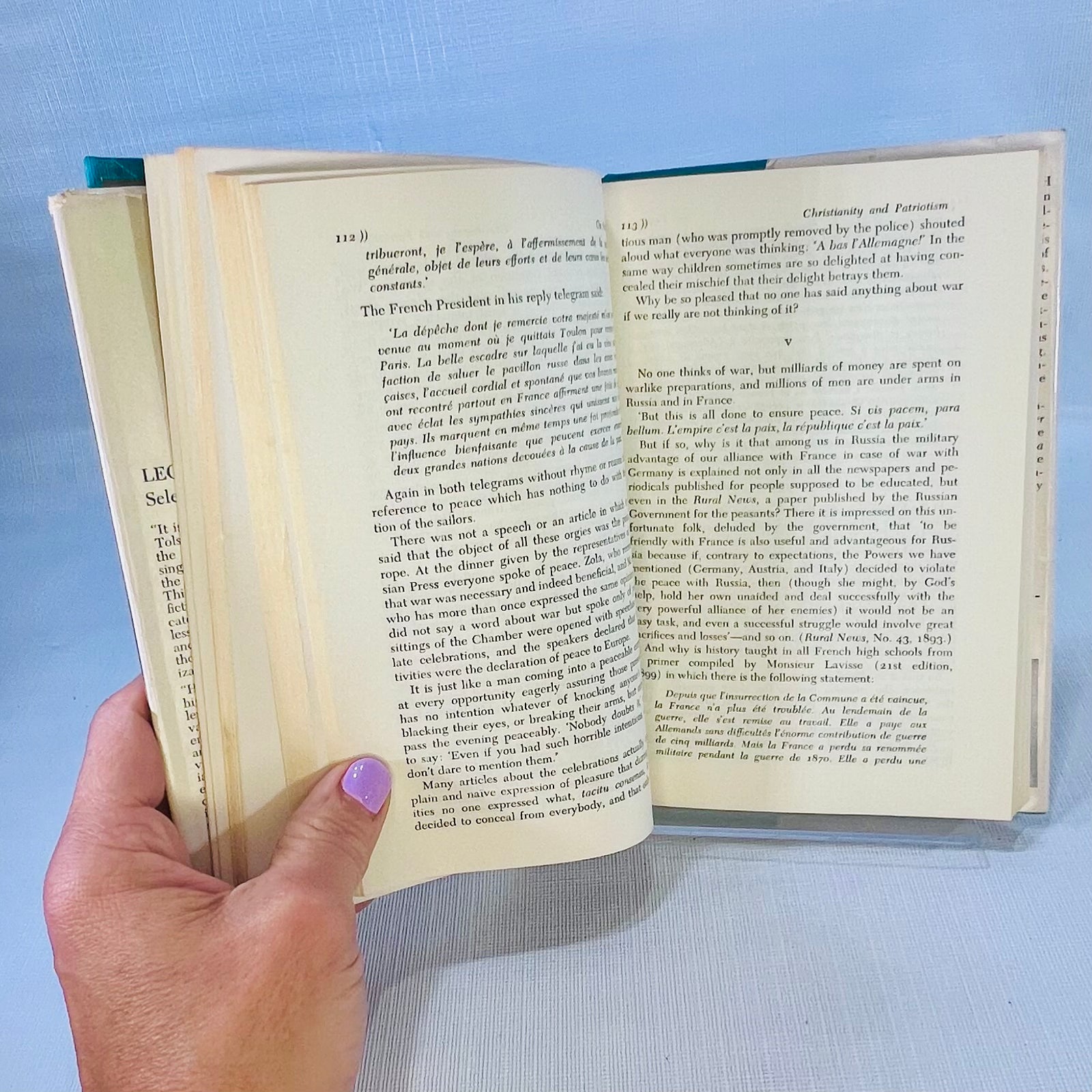 Leo Tolstoy Selected Essays translated by Almere Maude Introduced by Ernest J. Simmons 1964 A Modern Library Book