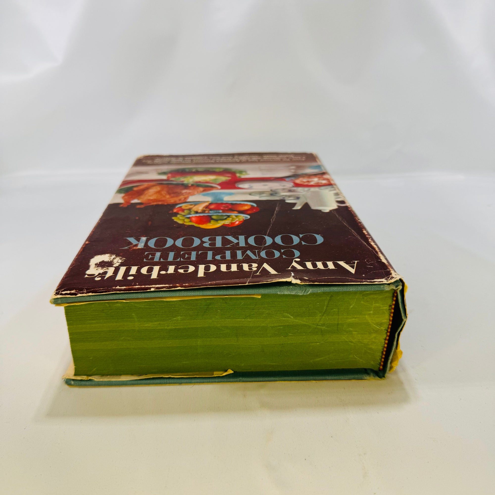 Amy Vanderbilt's Complete Cookbook 1961 Doubleday and Company Hardcover