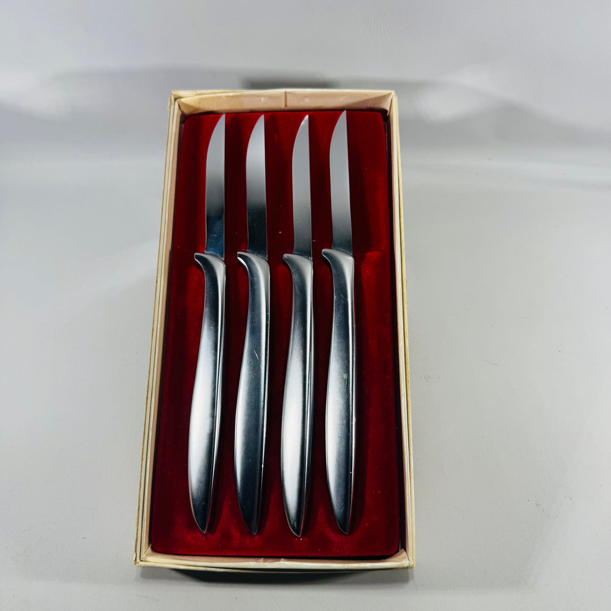 Vintage Gerber Miming Steak Knife Set of 4 Mid Century Modern Cutlery in Original Red Velvet Box
