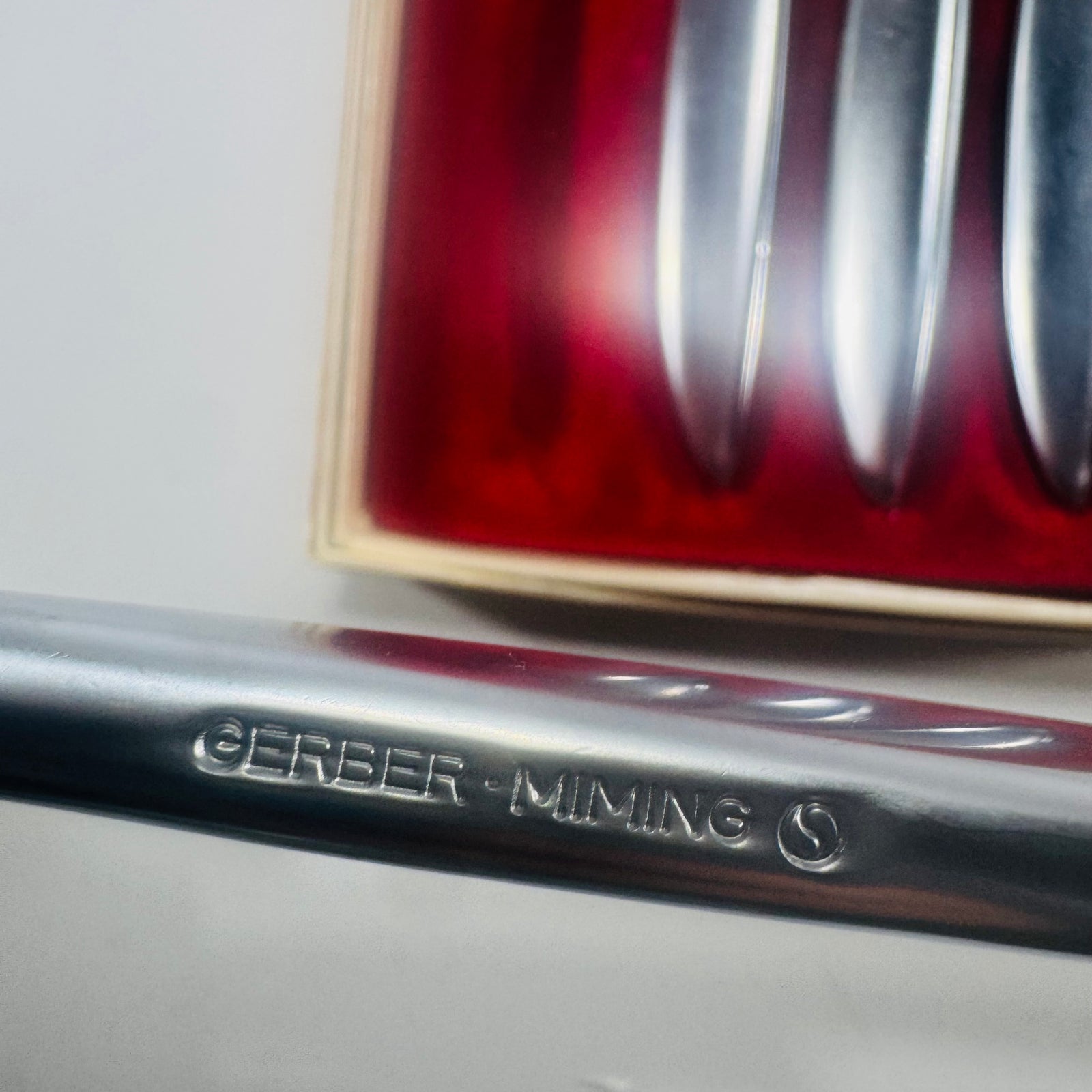 Vintage Gerber Miming Steak Knife Set of 4 Mid Century Modern Cutlery in Original Red Velvet Box