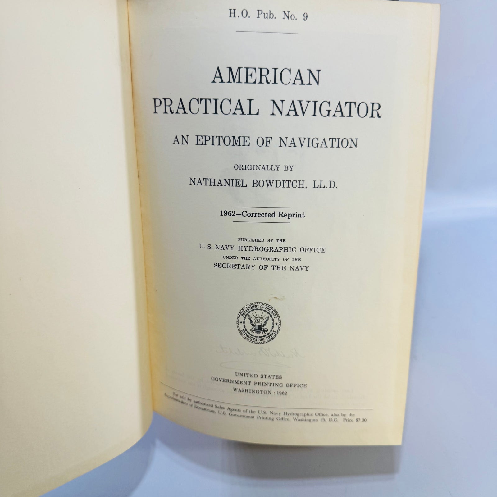 1962 American Practical Navigator Bowditch U.S. Navy Nautical Navigation Hardcover