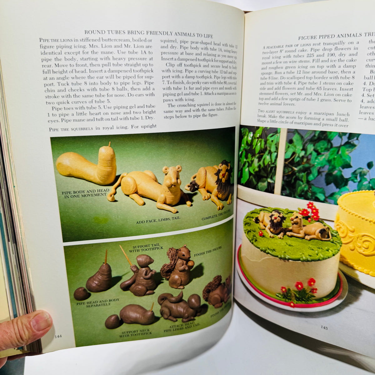 Wilton Way of Cake Decorating Volume 3 Uses of Tubes 1979 First Edition Hardcover