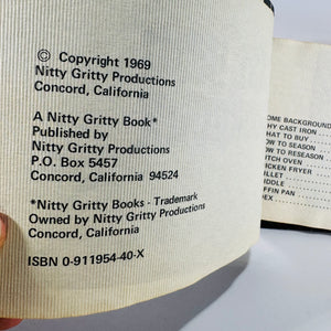 Vintage Cast Iron Cooking Cookbook — Cast Iron Cookbook (1969) — Hester Harris | Illustrated, Cast Iron Cooking