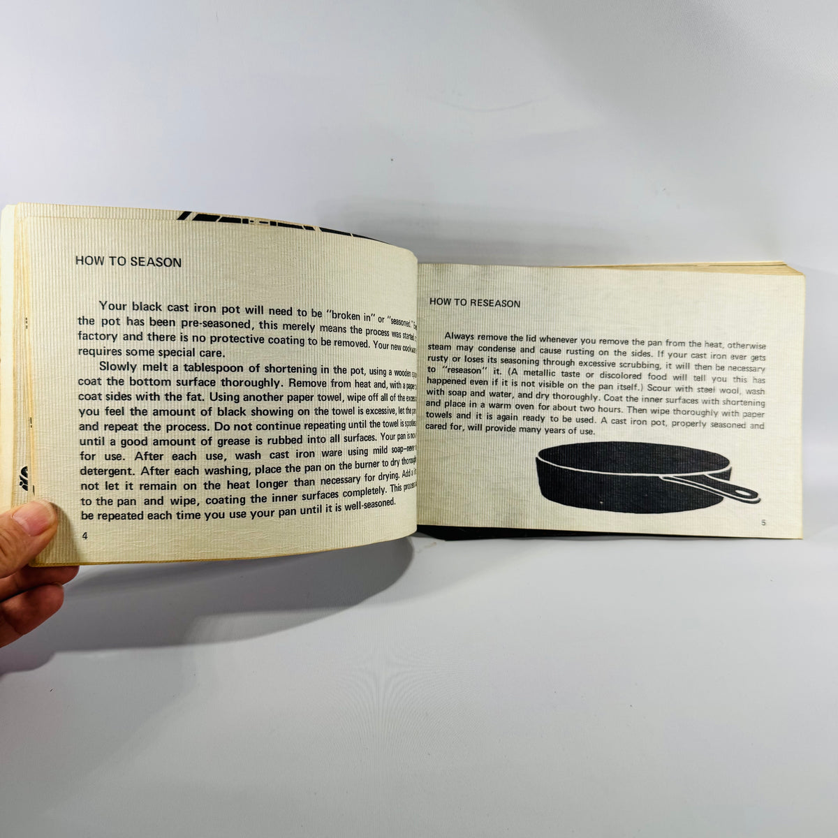 Vintage Cast Iron Cooking Cookbook — Cast Iron Cookbook (1969) — Hester Harris | Illustrated, Cast Iron Cooking