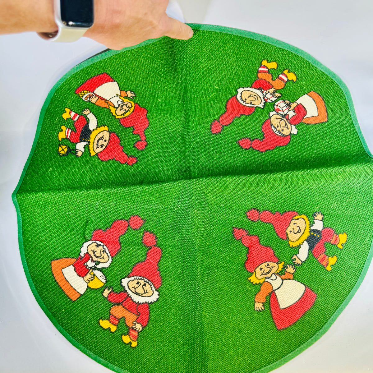 Vintage Scandinavian Jute Christmas Tree Mat, 1970s Green Tomte Gnome Holiday Table Topper, 21.5 Inch