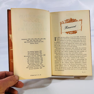 Old Mr. Boston De Luxe Official Bartenders Guide (1957) – Vintage Drink Recipes