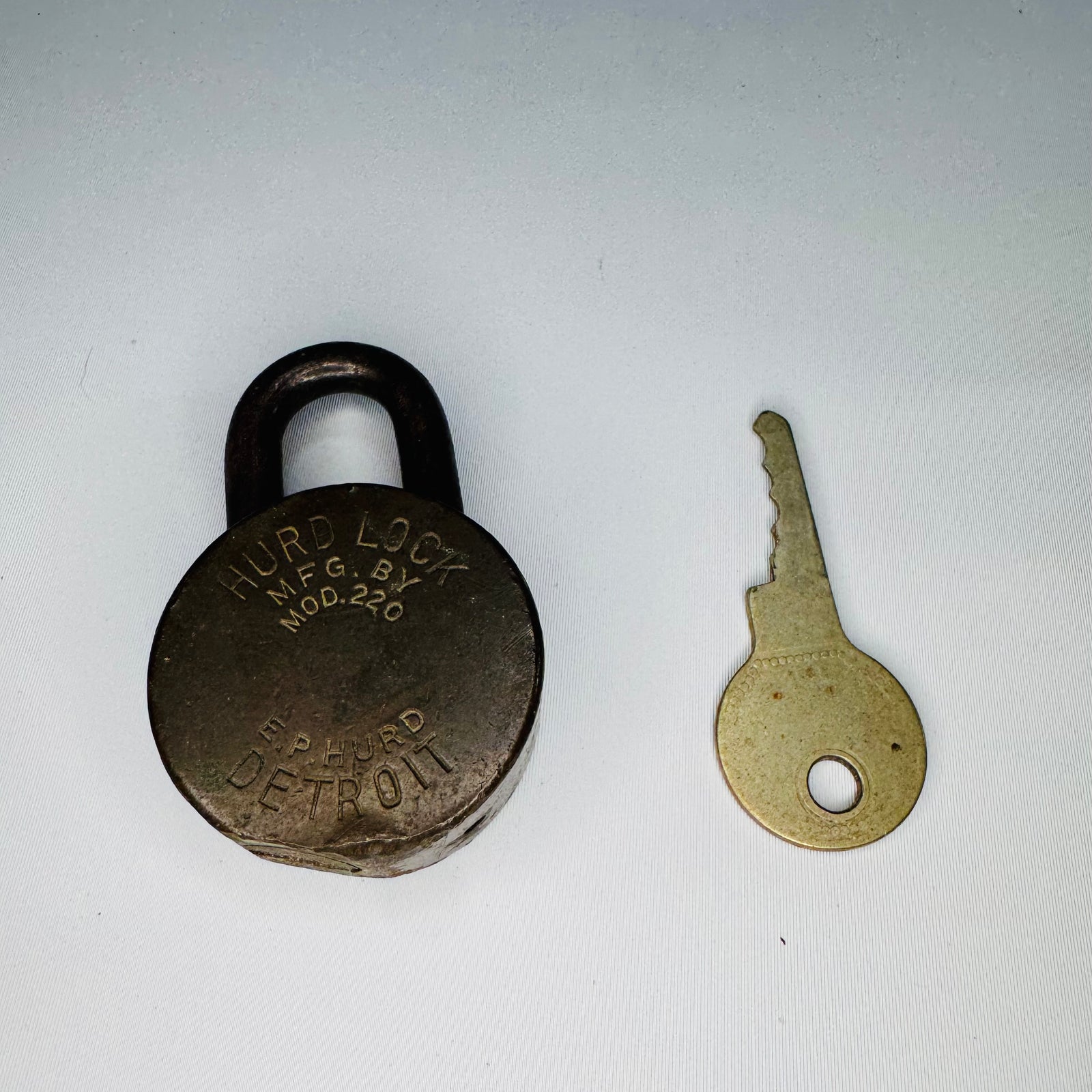 Vintage E.P. Hurd Detroit Model 220 Brass Padlock with Key