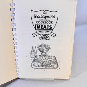 1968 Beta Sigma Phi Meats Cookbook Seafood Poultry 2000 Recipes Vintage Comb Bound Book