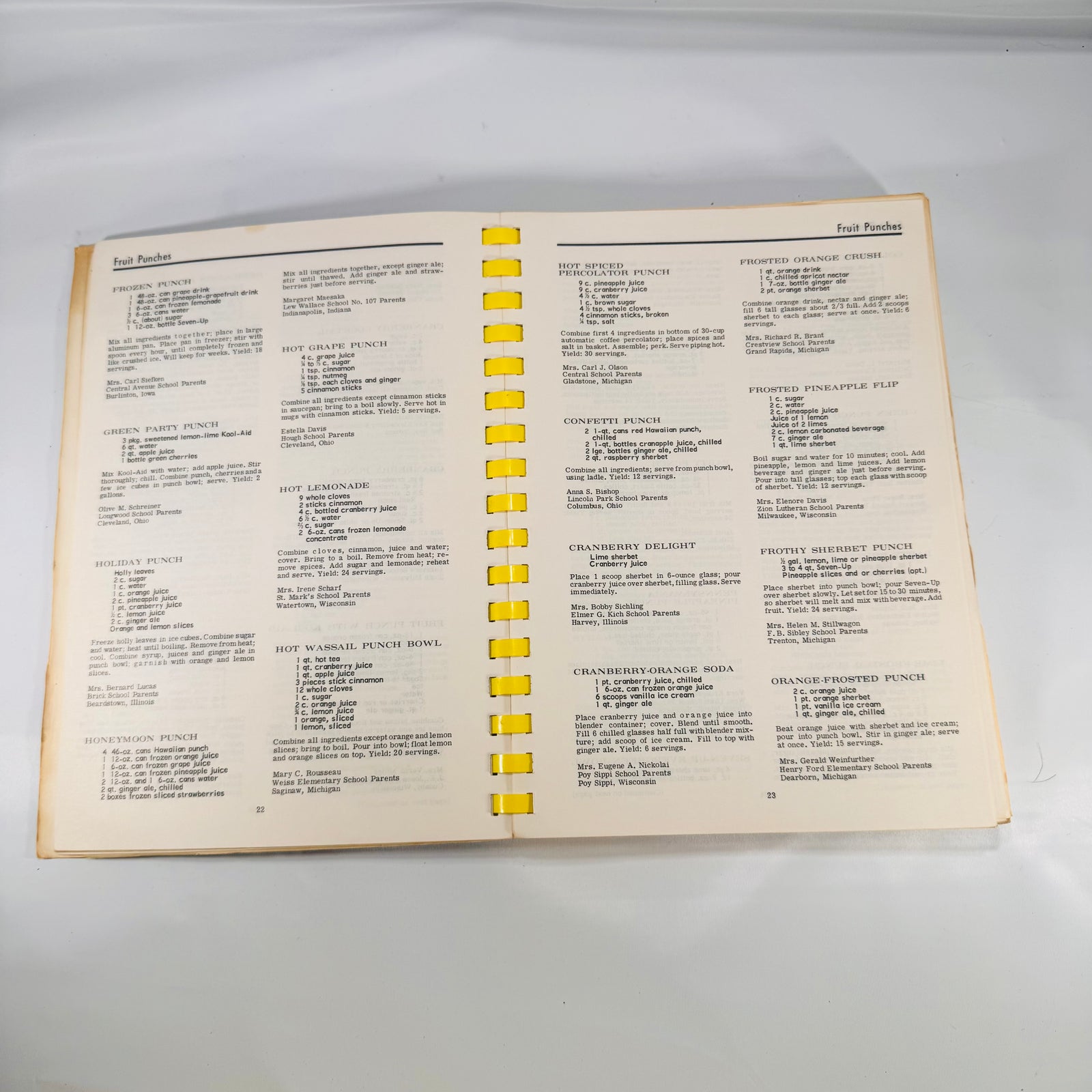 Parents’ Parade of Recipes: Desserts — Vintage Community Cookbook (1969, Cookbook)